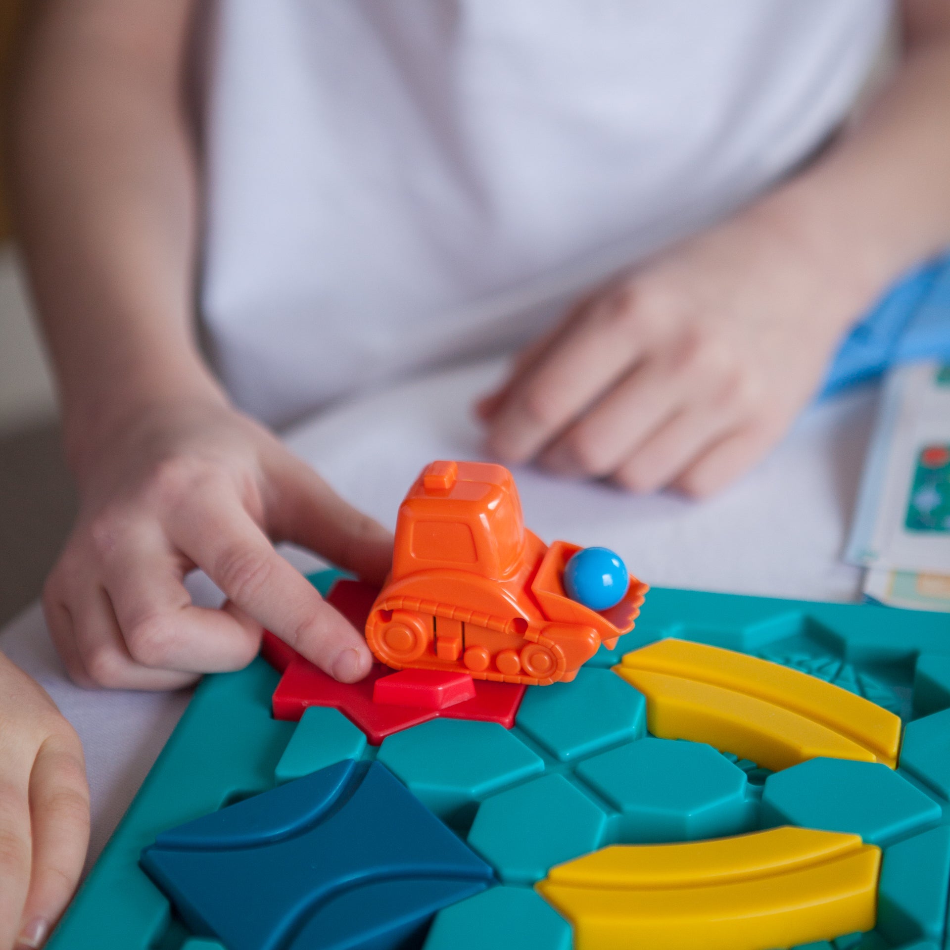 Build-a-Track – Logik & Spaß für Kinder